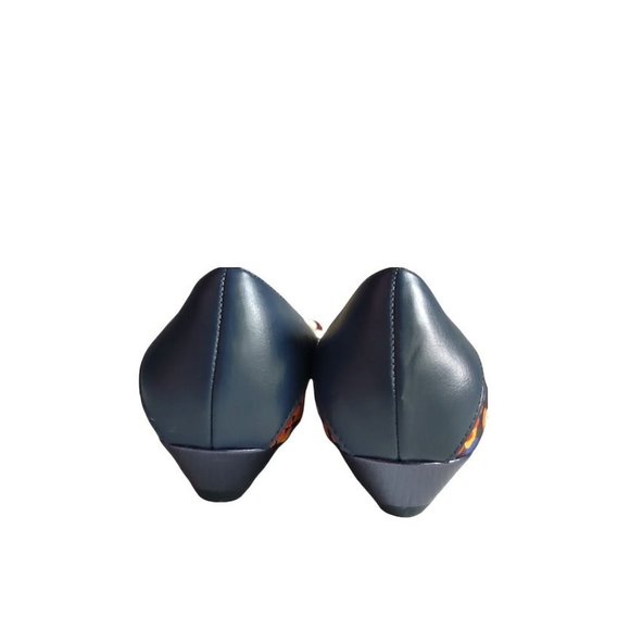 NWOT - Peotic License Razzmatazz Wedge - Picture 5 of 10